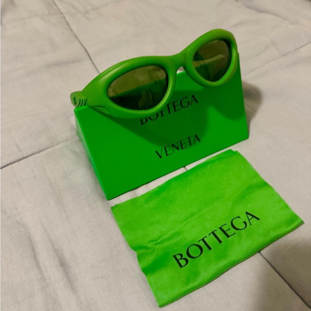 Bottega Veneta 51mm Original Injection Oval Sunglasses